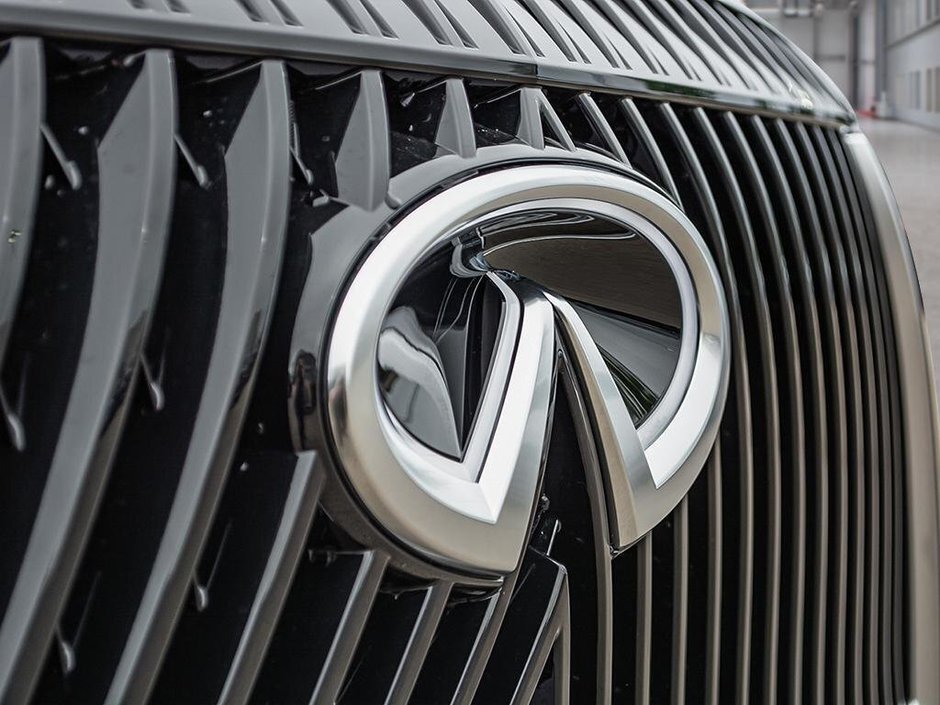 2025 Infiniti QX80 LUXE-8