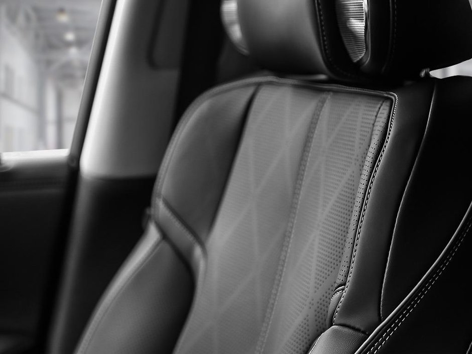2025 Infiniti QX80 SENSORY-19