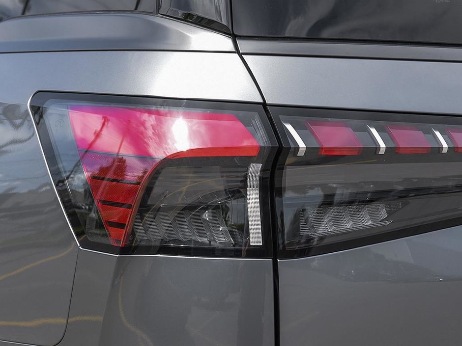 2026 Infiniti QX80 SPORT-9