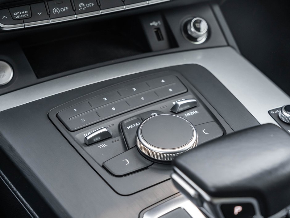 2019 Audi Q5 45 Komfort-16
