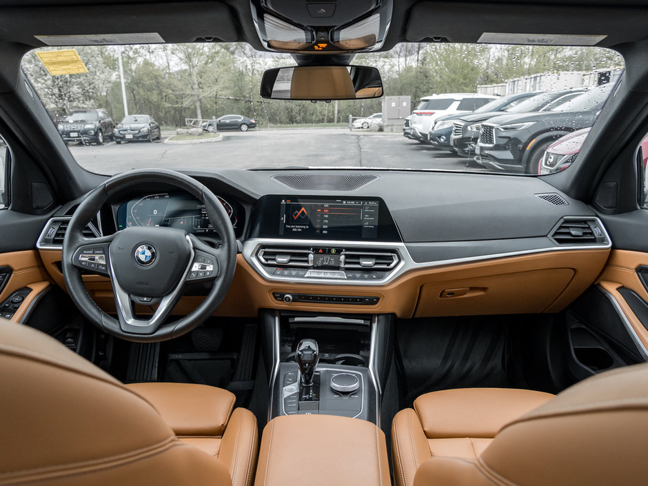 2021 BMW 3 Series 330i xDrive-23