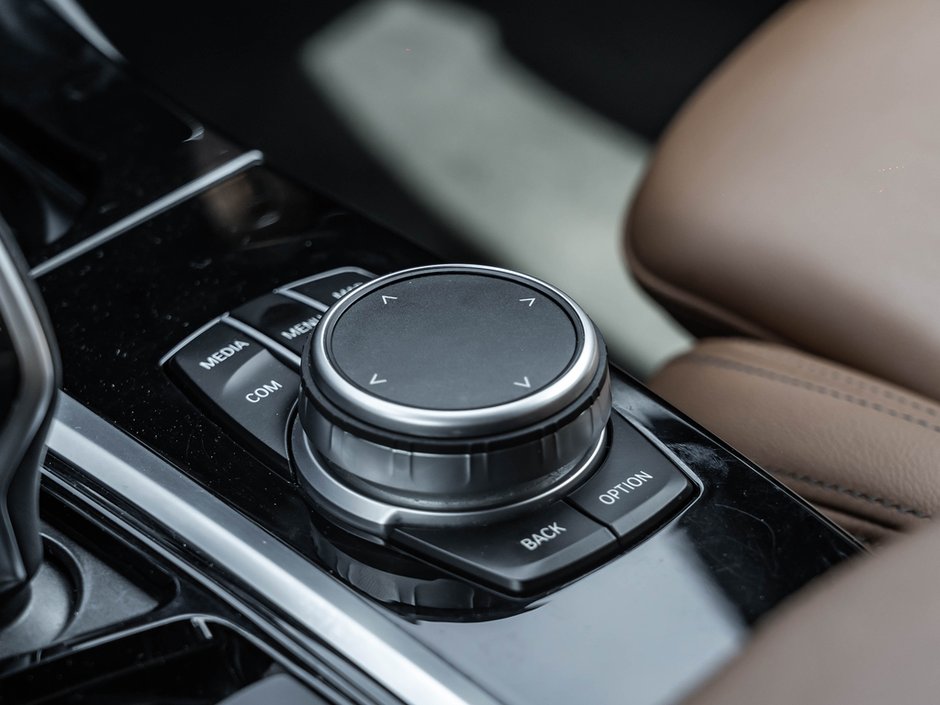 2021 BMW X3 xDrive30e-18