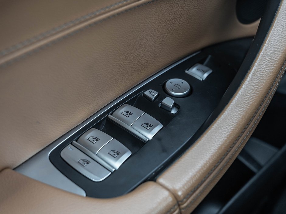2021 BMW X3 xDrive30e-13