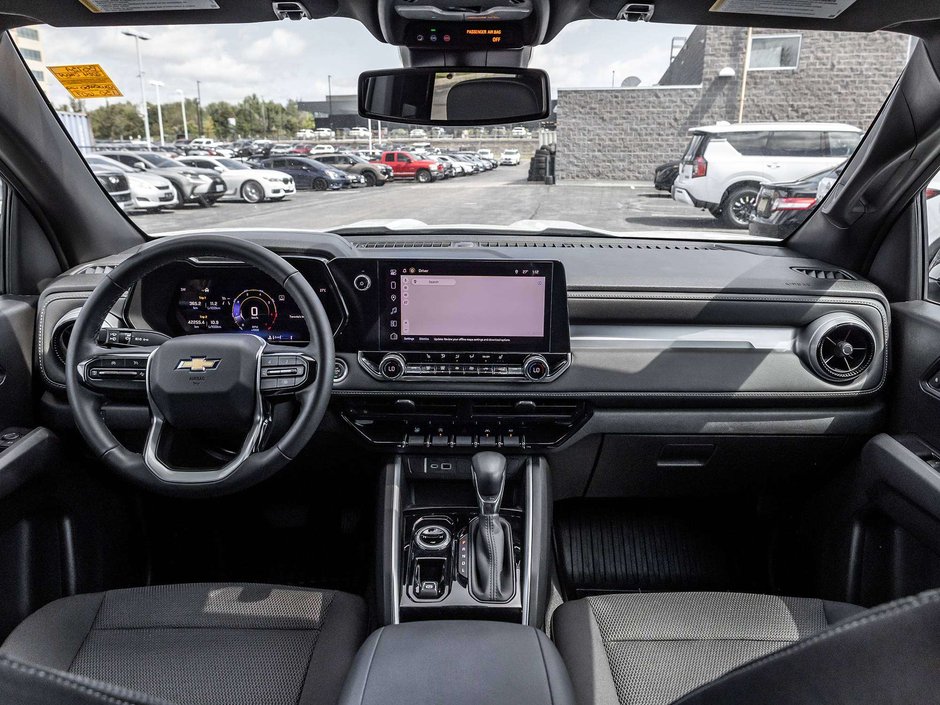 2024 Chevrolet Colorado LT-25