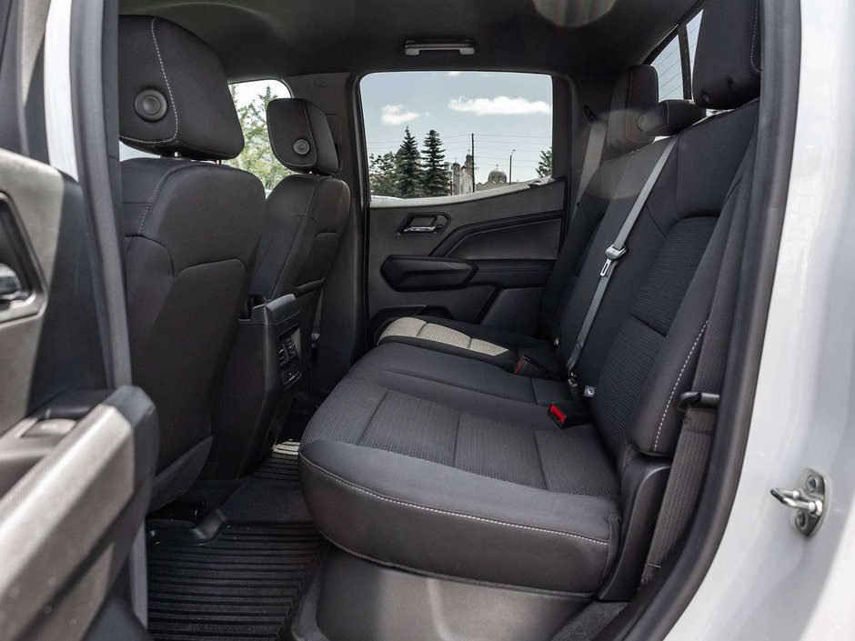 2024 Chevrolet Colorado LT-24