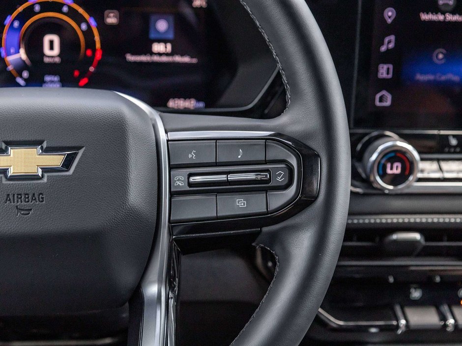 2024 Chevrolet Colorado LT-12