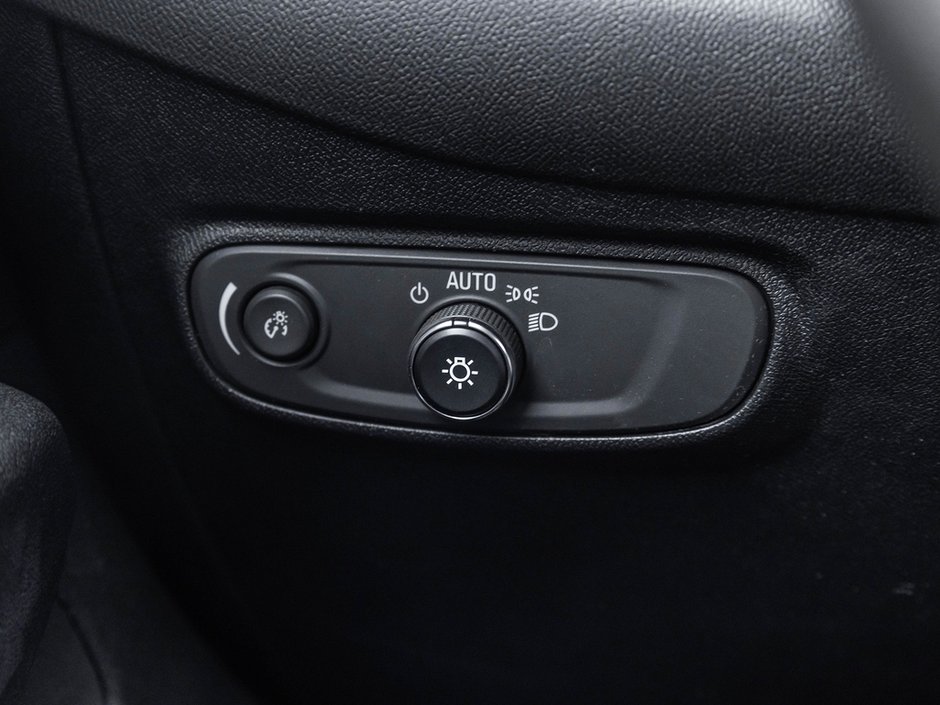 2019 Chevrolet Equinox LS-15