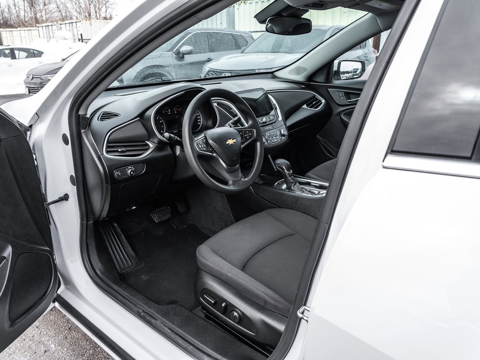 2024 Chevrolet Malibu LT-6