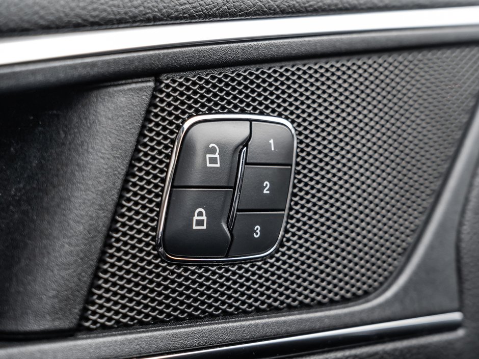 2017 Ford Edge Titanium-15