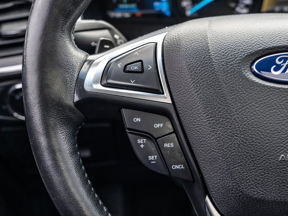 2017 Ford Edge Titanium-9