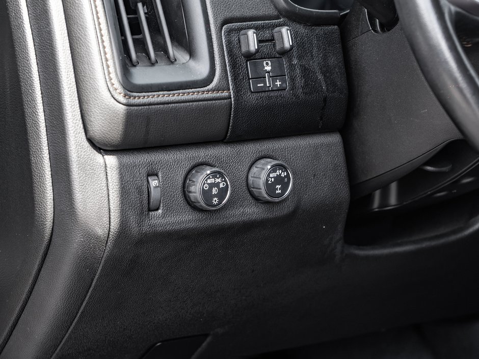 2021 GMC Canyon AT4 w/Leather-13
