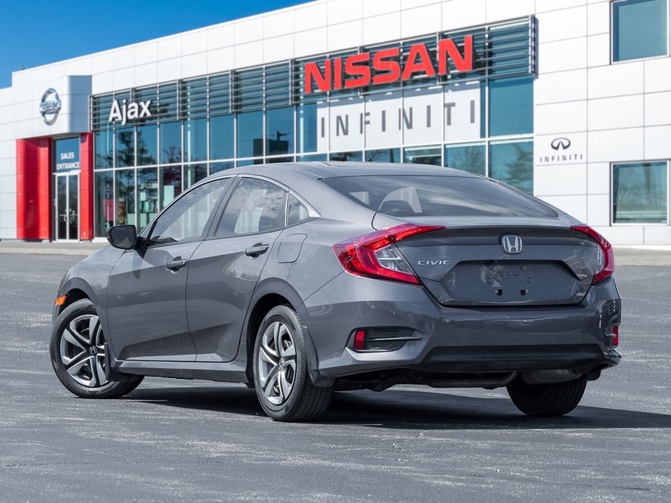 2018 Honda Civic LX-4