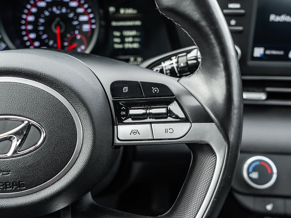 2022 Hyundai Elantra Preferred-10