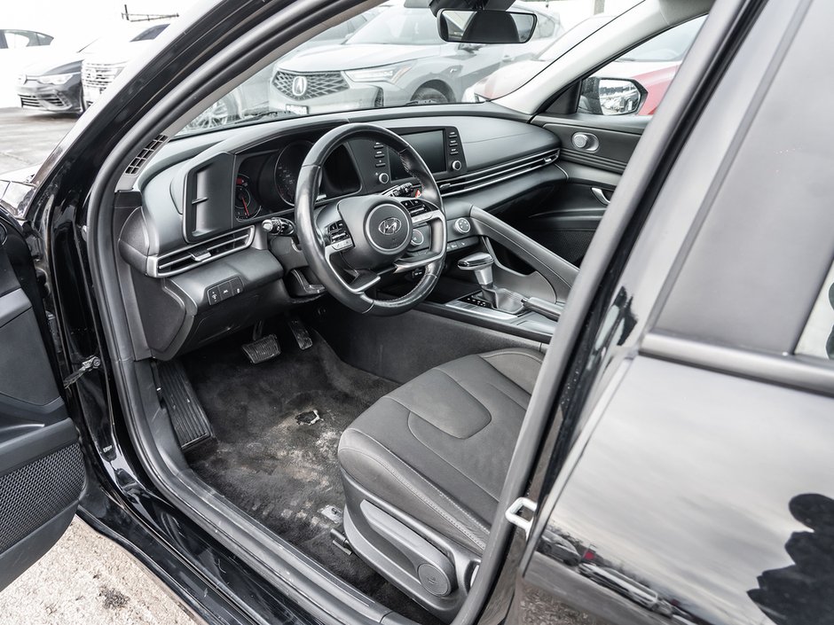 2022 Hyundai Elantra Preferred-6