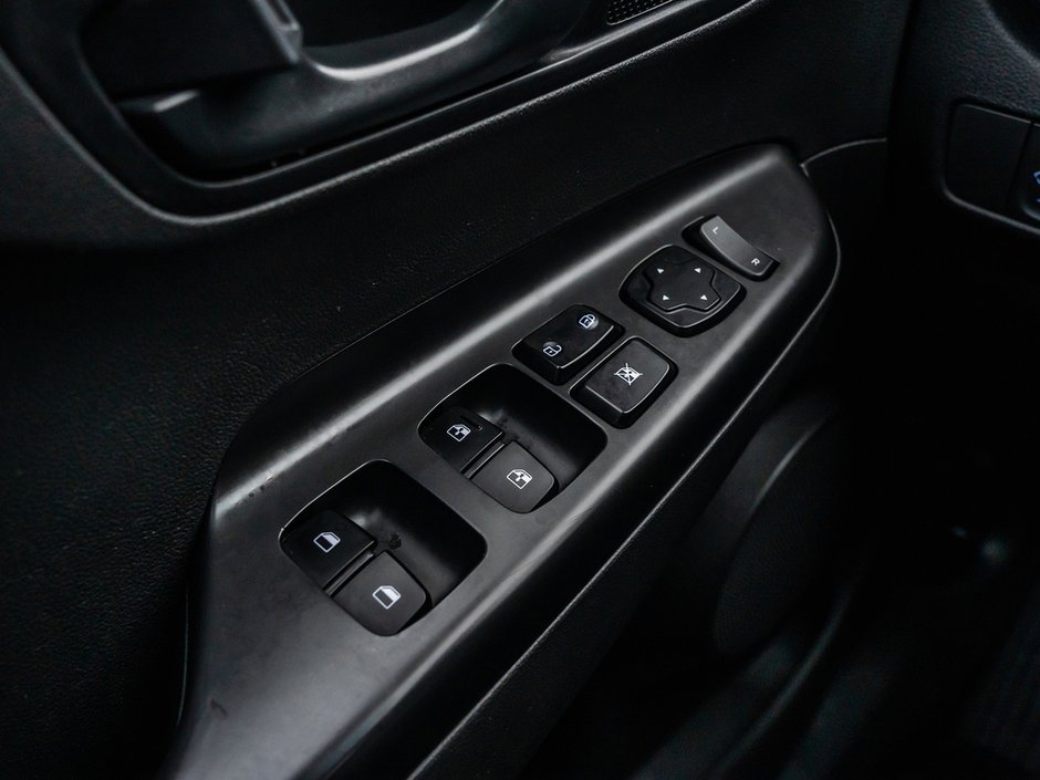 2023 Hyundai Kona 2.0L Preferred-13