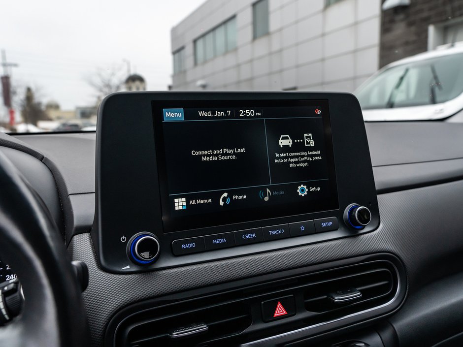 2023 Hyundai Kona 2.0L Preferred-12