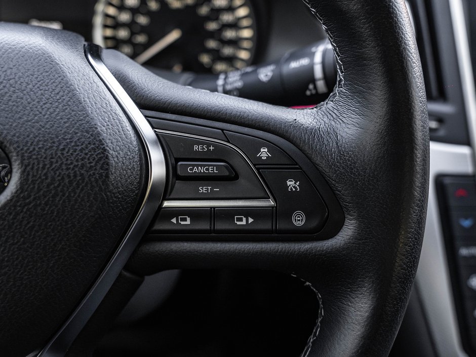 2023 Infiniti Q50 LUXE-10