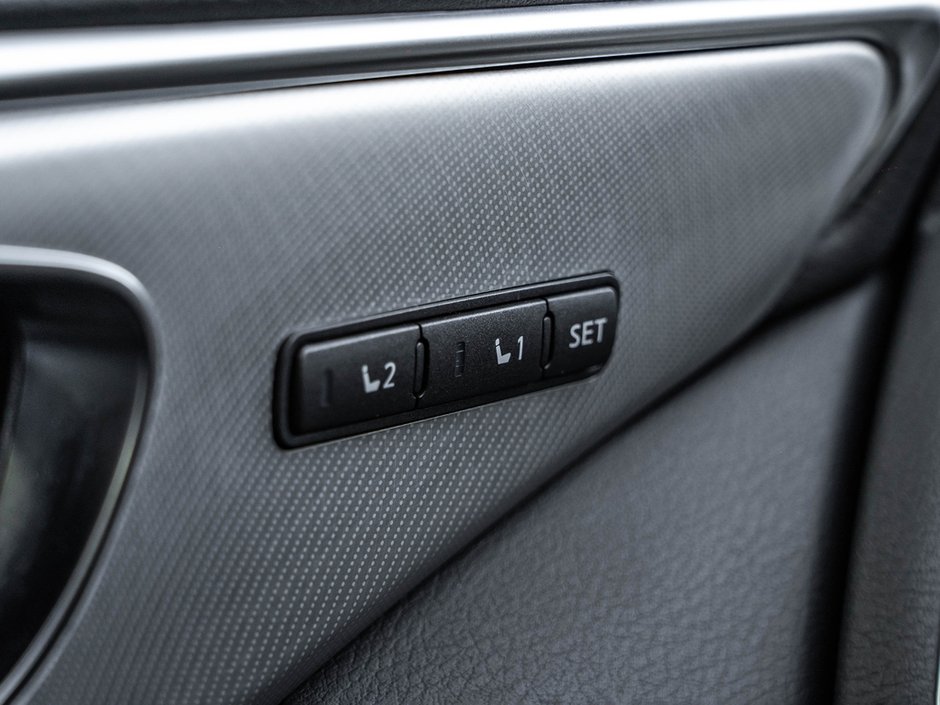 2023 Infiniti Q50 LUXE-15