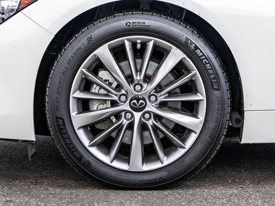 2023 Infiniti Q50 LUXE-3