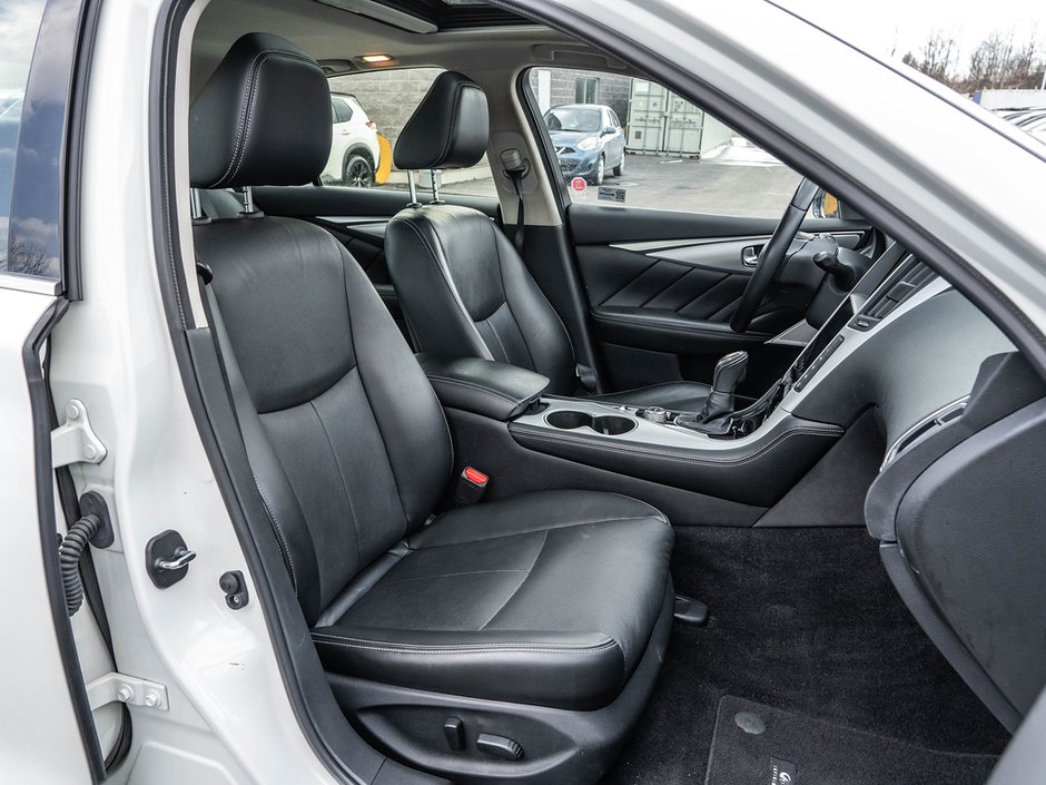 2023 Infiniti Q50 LUXE-23