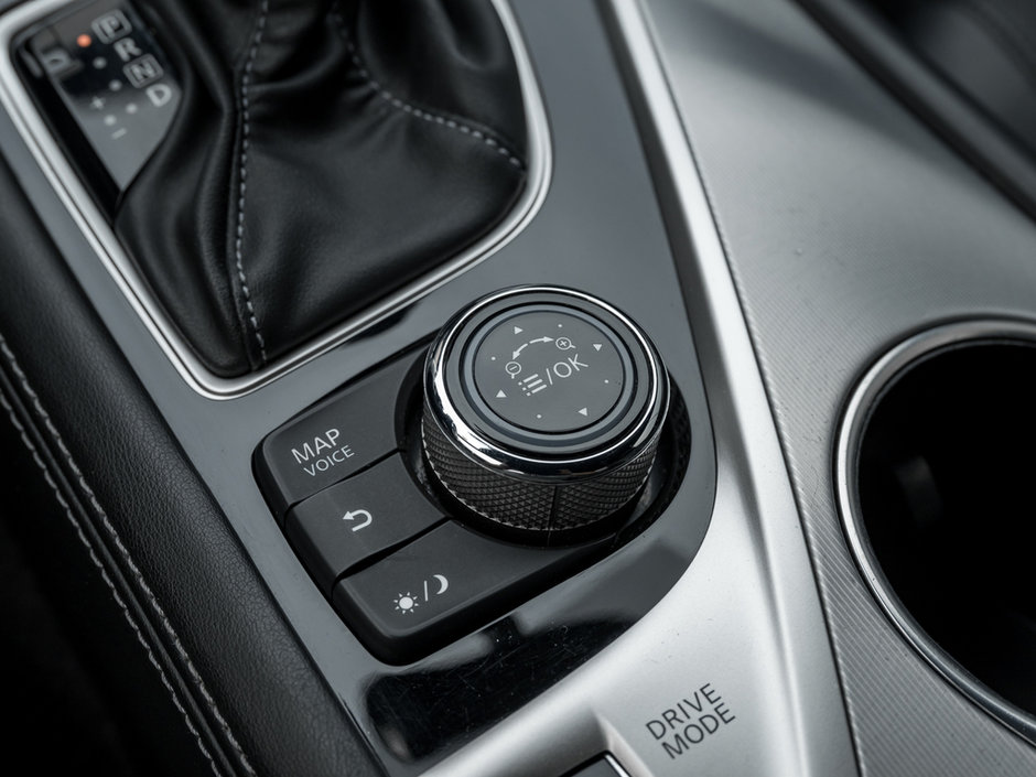 2017 Infiniti Q60 3.0t AWD-21
