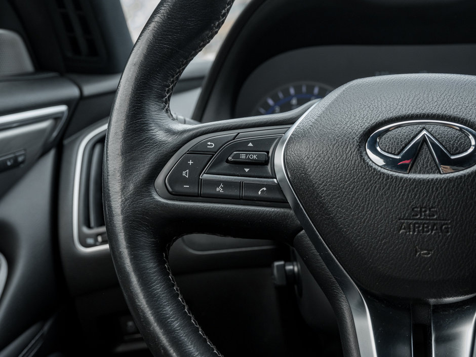 2017 Infiniti Q60 3.0t AWD-12