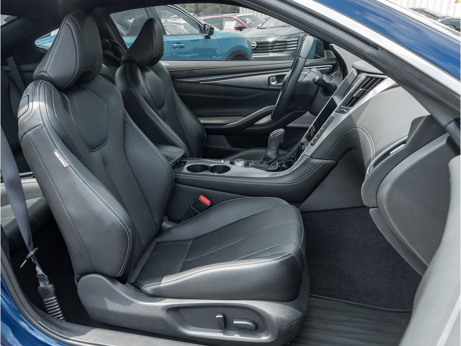 2017 Infiniti Q60 3.0t AWD-23