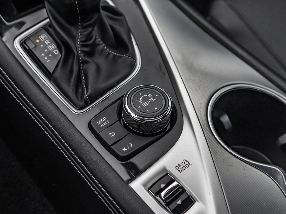 2017 Infiniti Q60 3.0t AWD-14