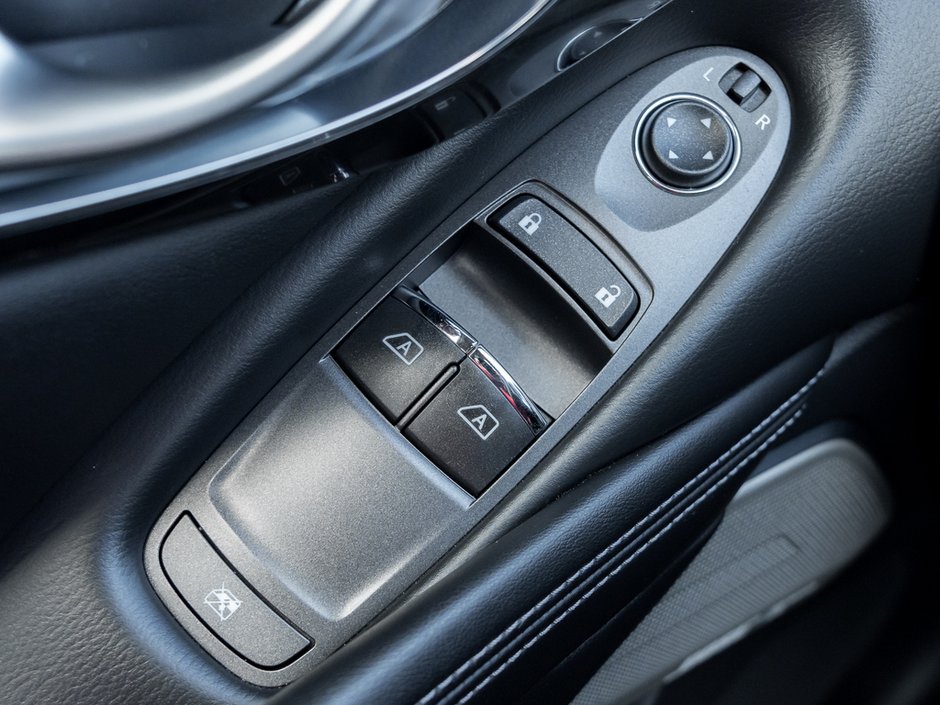 2018 Infiniti Q60 3.0t SPORT-15