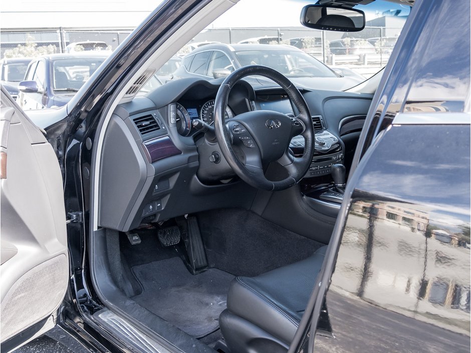 2019 Infiniti Q70 3.7 LUXE-6