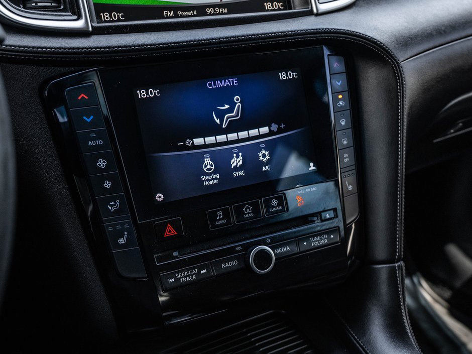 2019 Infiniti QX50 ESSENTIAL-19