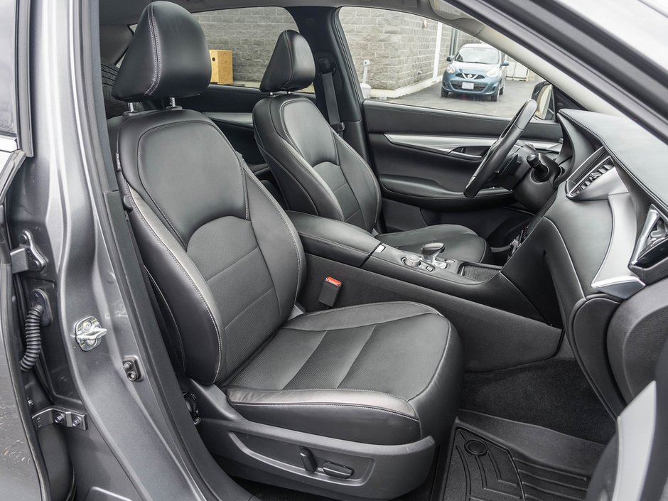 2021 Infiniti QX50 ESSENTIAL-23
