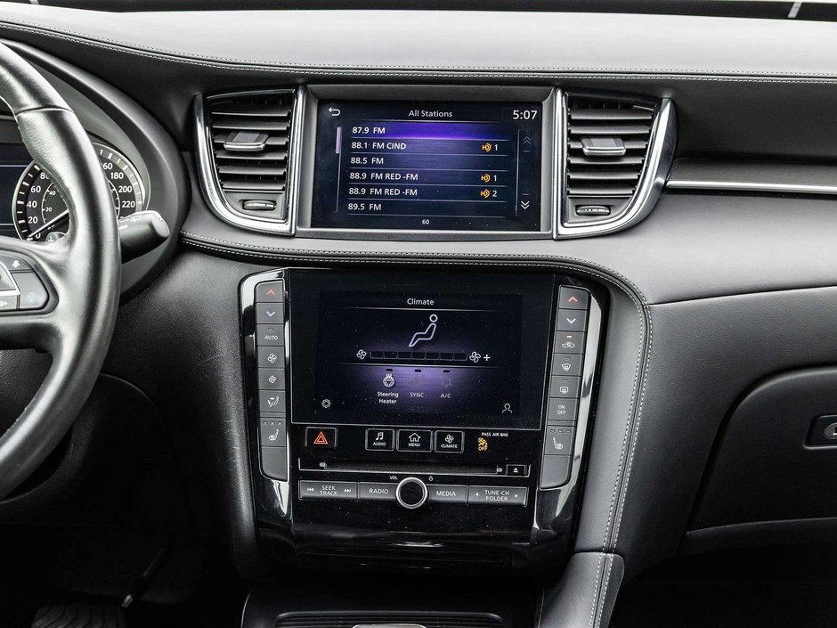2022 Infiniti QX50 LUXE-26