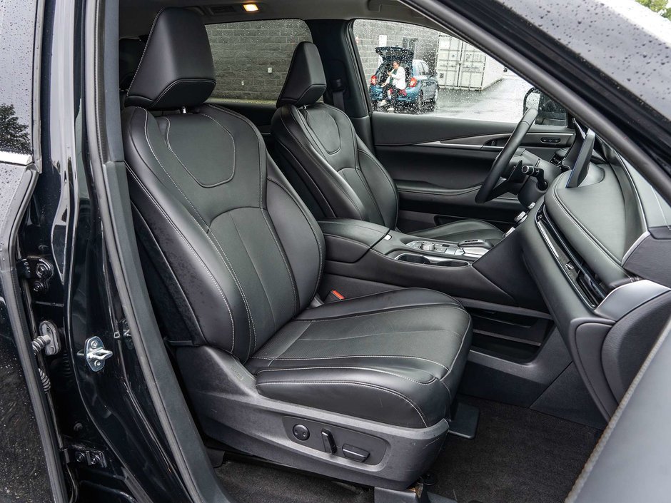 2023 Infiniti QX60 LUXE-24