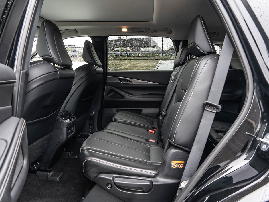 2023 Infiniti QX60 LUXE-25