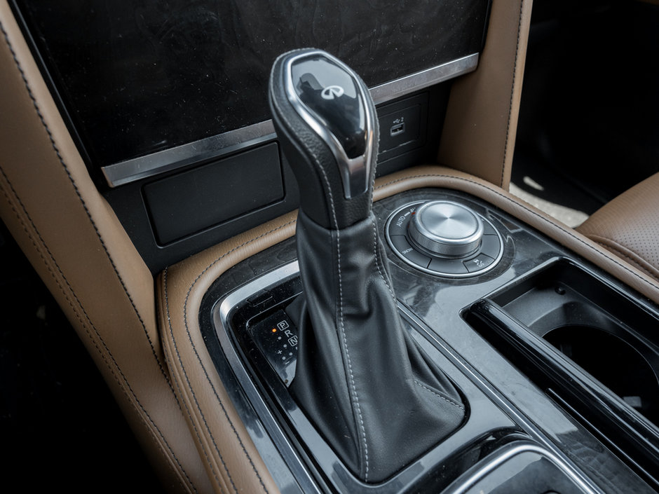 2022 Infiniti QX80 ProACTIVE-19