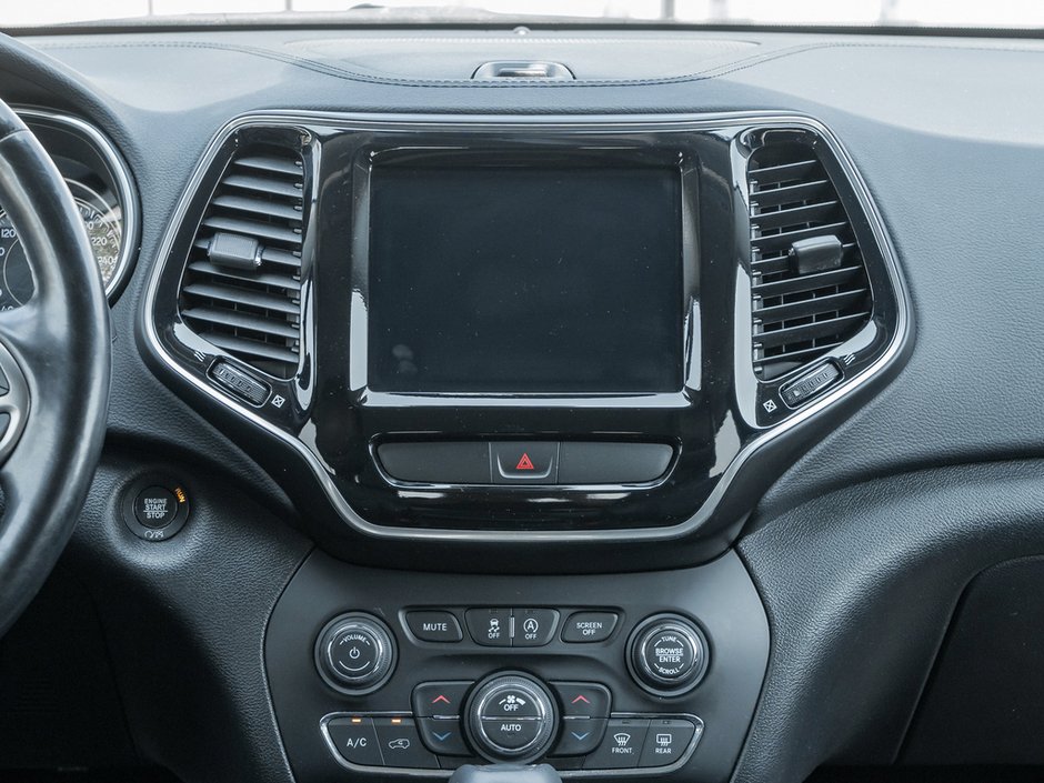 2020 Jeep Cherokee Limited-20