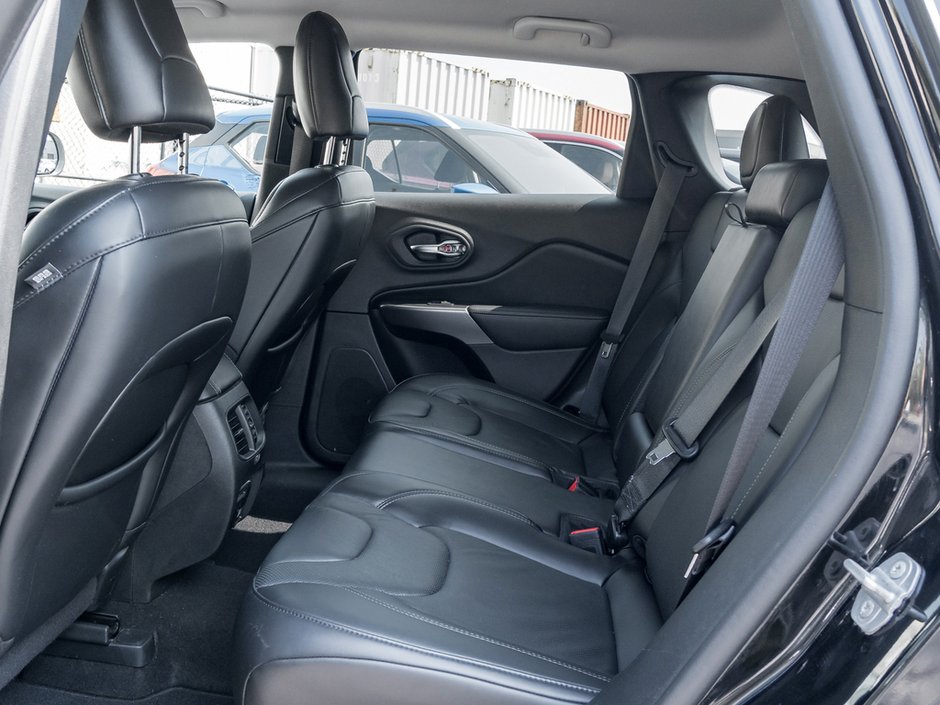 2020 Jeep Cherokee Limited-18