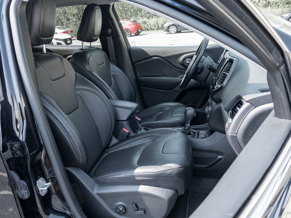 2020 Jeep Cherokee Limited-17