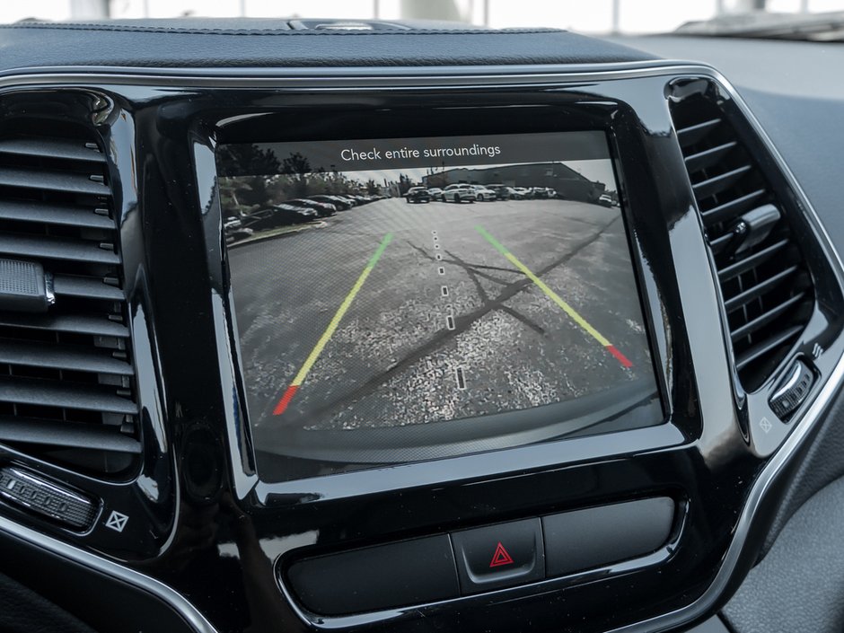 2020 Jeep Cherokee Limited-11