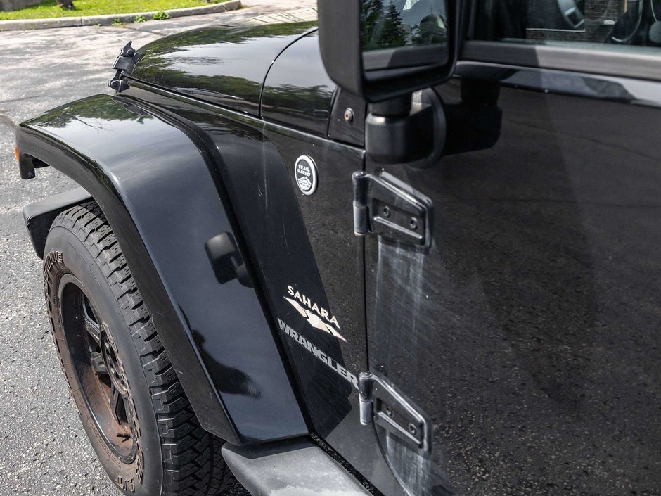 2014 Jeep Wrangler Sahara-8