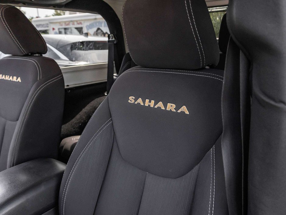 2014 Jeep Wrangler Sahara-22
