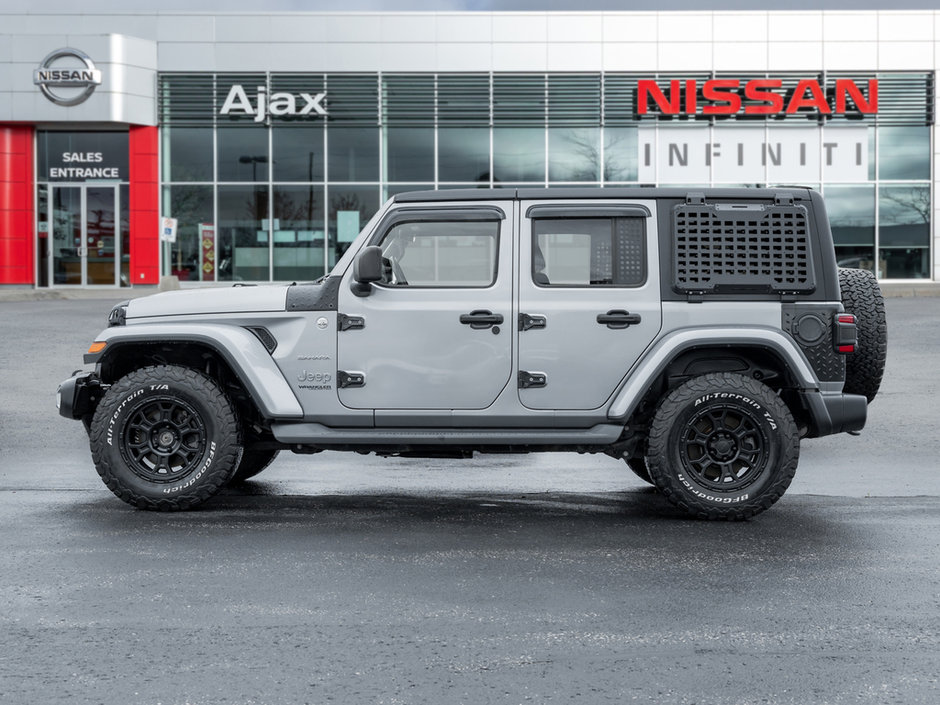 2018 Jeep Wrangler Unlimited Sahara-2