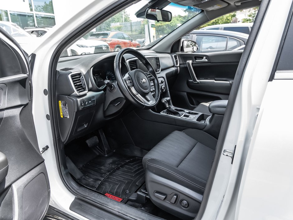 2022 Kia Sportage EX-6