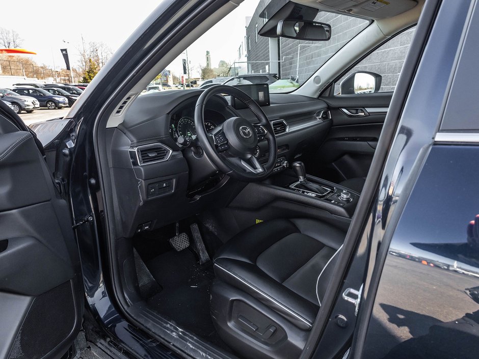 2025 Mazda CX-5 GS-6