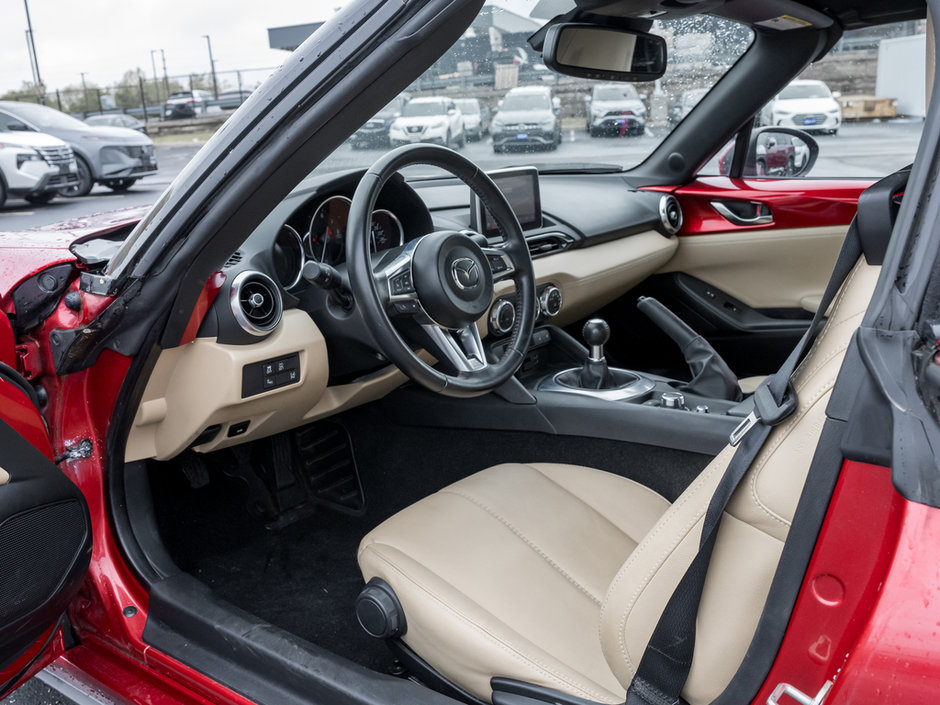 2016 Mazda Miata GT-8