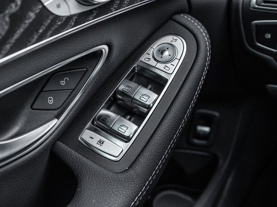 2020 Mercedes-Benz C-Class C 300-11