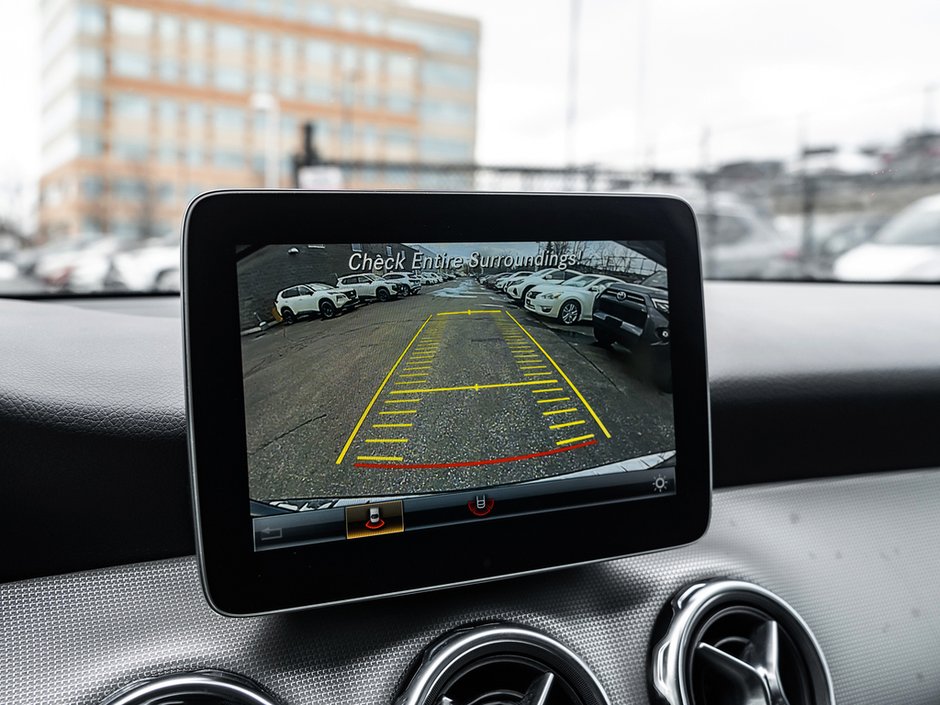 2020 Mercedes-Benz GLA 250-11