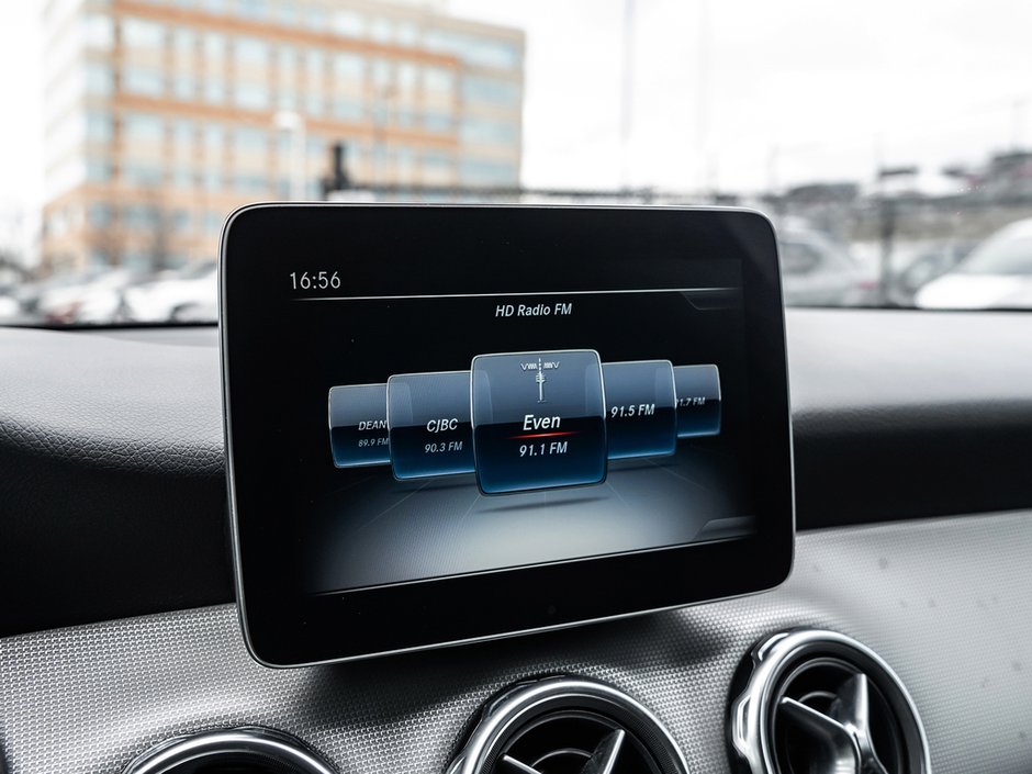 2020 Mercedes-Benz GLA 250-18