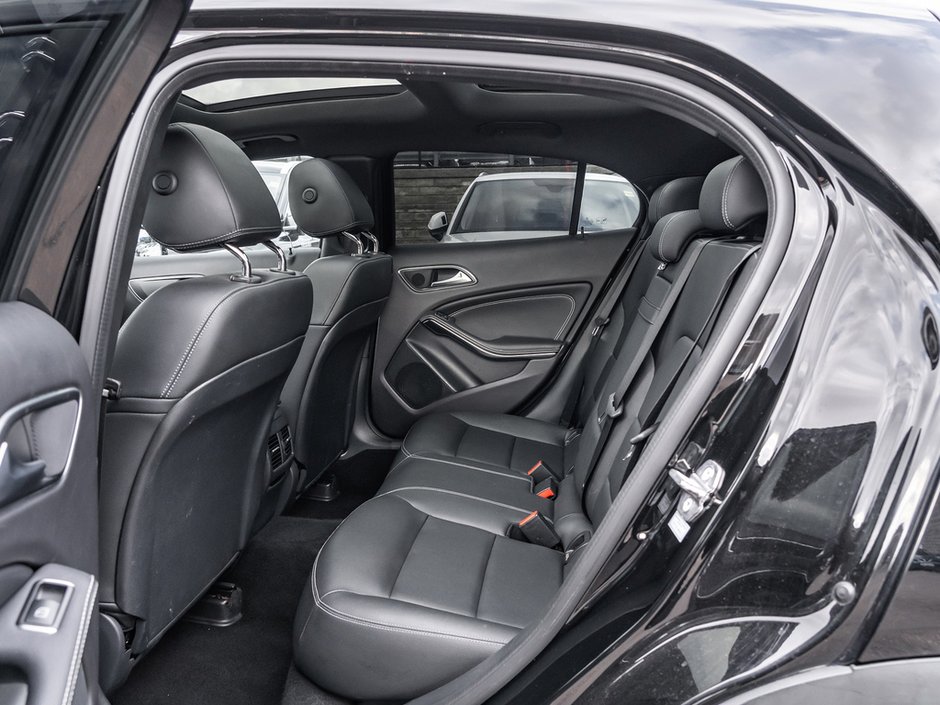 2020 Mercedes-Benz GLA 250-22